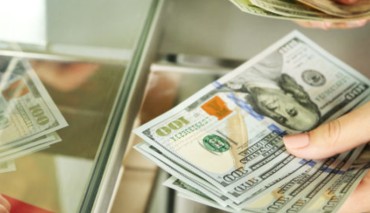 Белорусский рубль укрепился к доллару на торгах 14 апреля